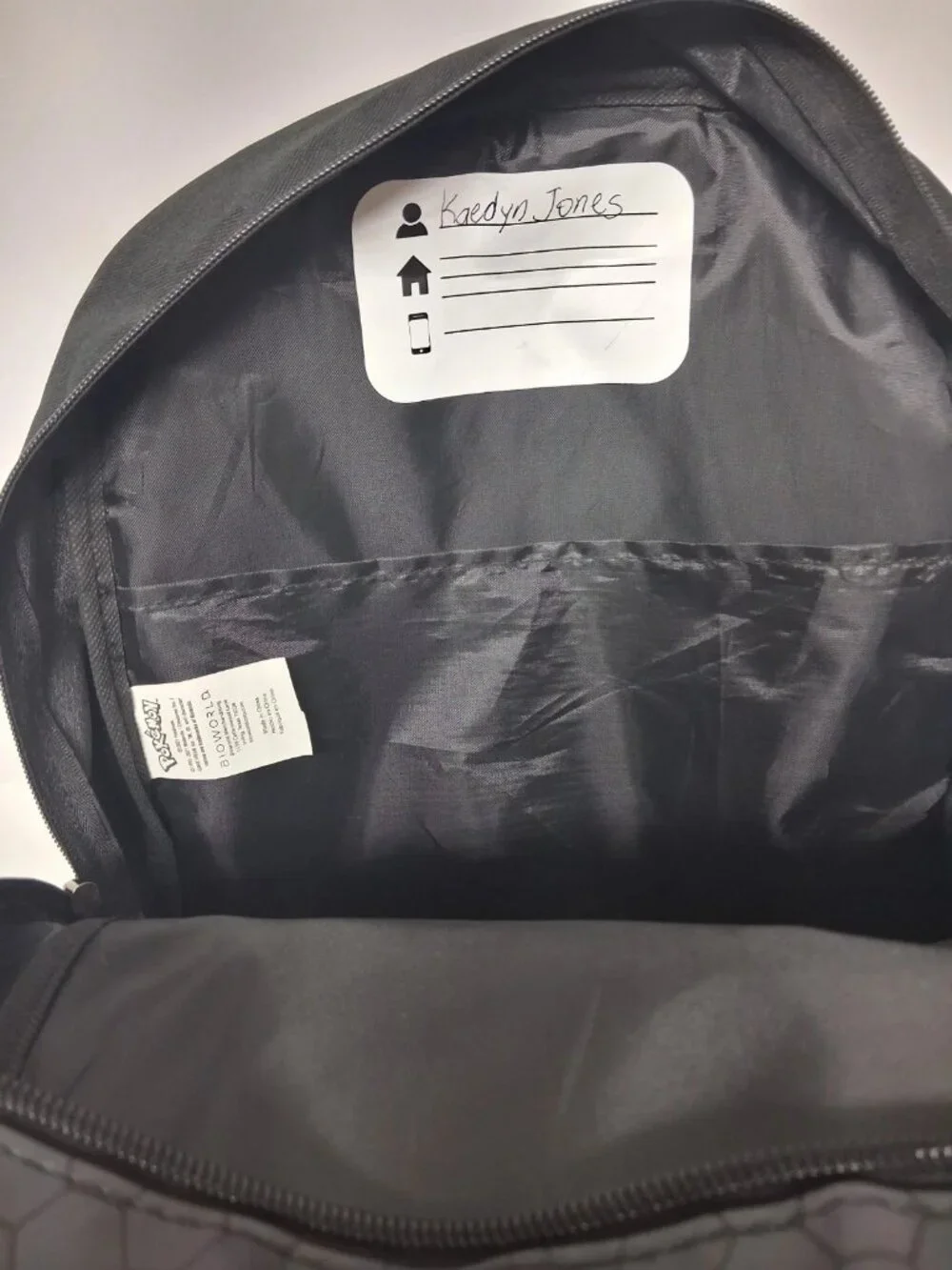Pokémon Backpack Kids One Size Gray Excellent Pikachu Charizard Bioworld School